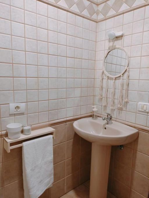 La Casita De Ari Villa Frontera Bagian luar foto